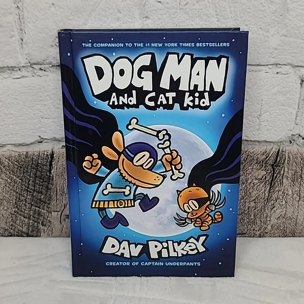 Kids/Childs Dog Man Two Book Set by Dav Pilkey 'Lord of the Fleas'/'And Cat Kid'